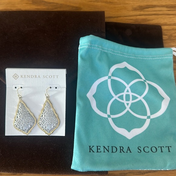 Kendra Scott Jewelry - Kendra Scott Addie gold silver earrings